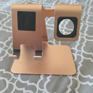 Rose Gold Device Stand
